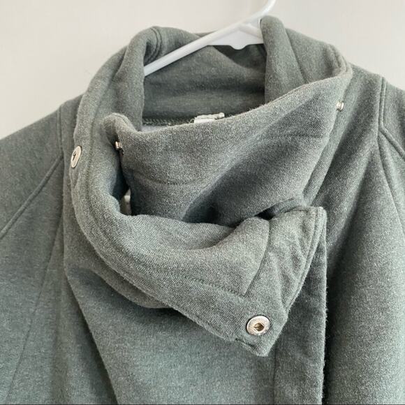 Women’s wrap sweatshirt Under Armour green gray - Picture 2 of 8